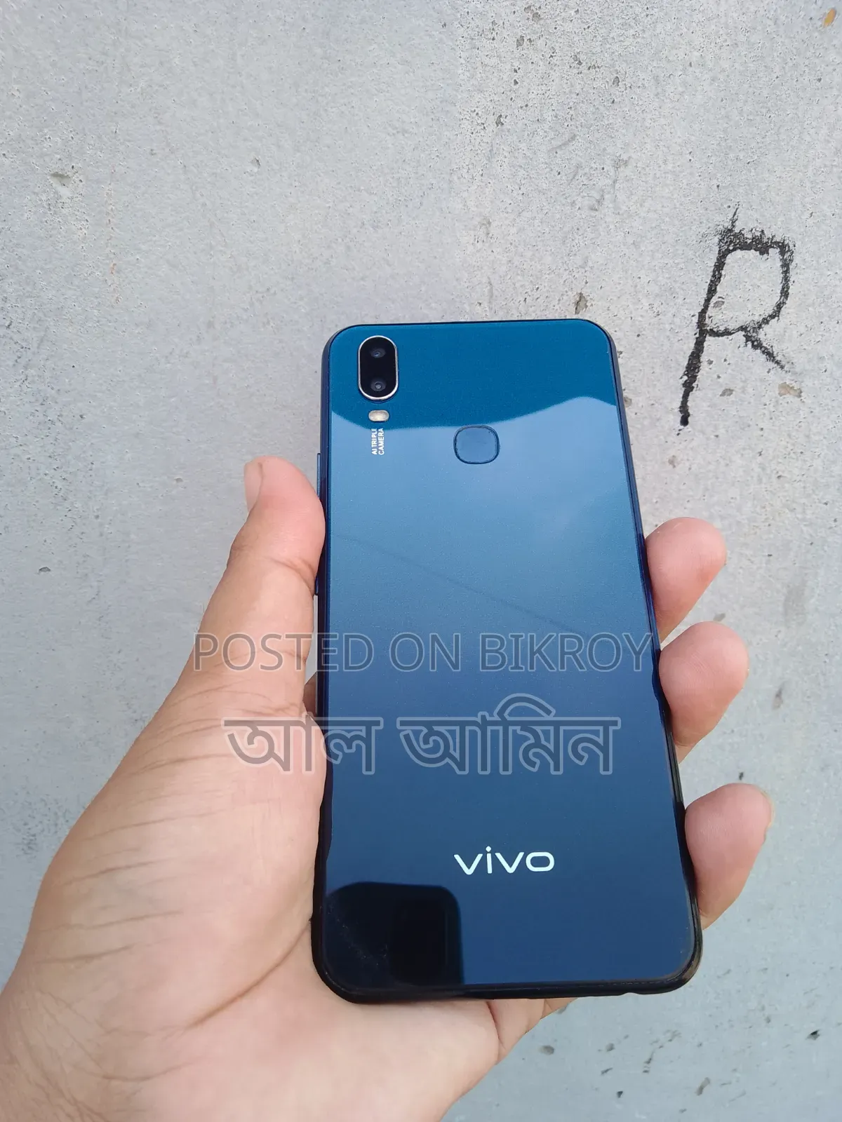 Vivo Y11 32 GB Blue