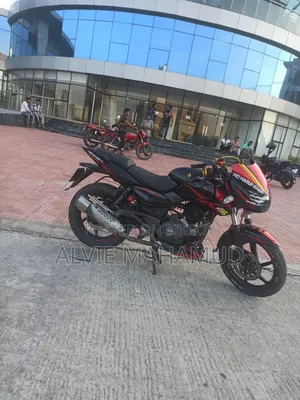 নিউ বাজাজ পালসার ১৫০ ২০১৯ ব্ল্যাক