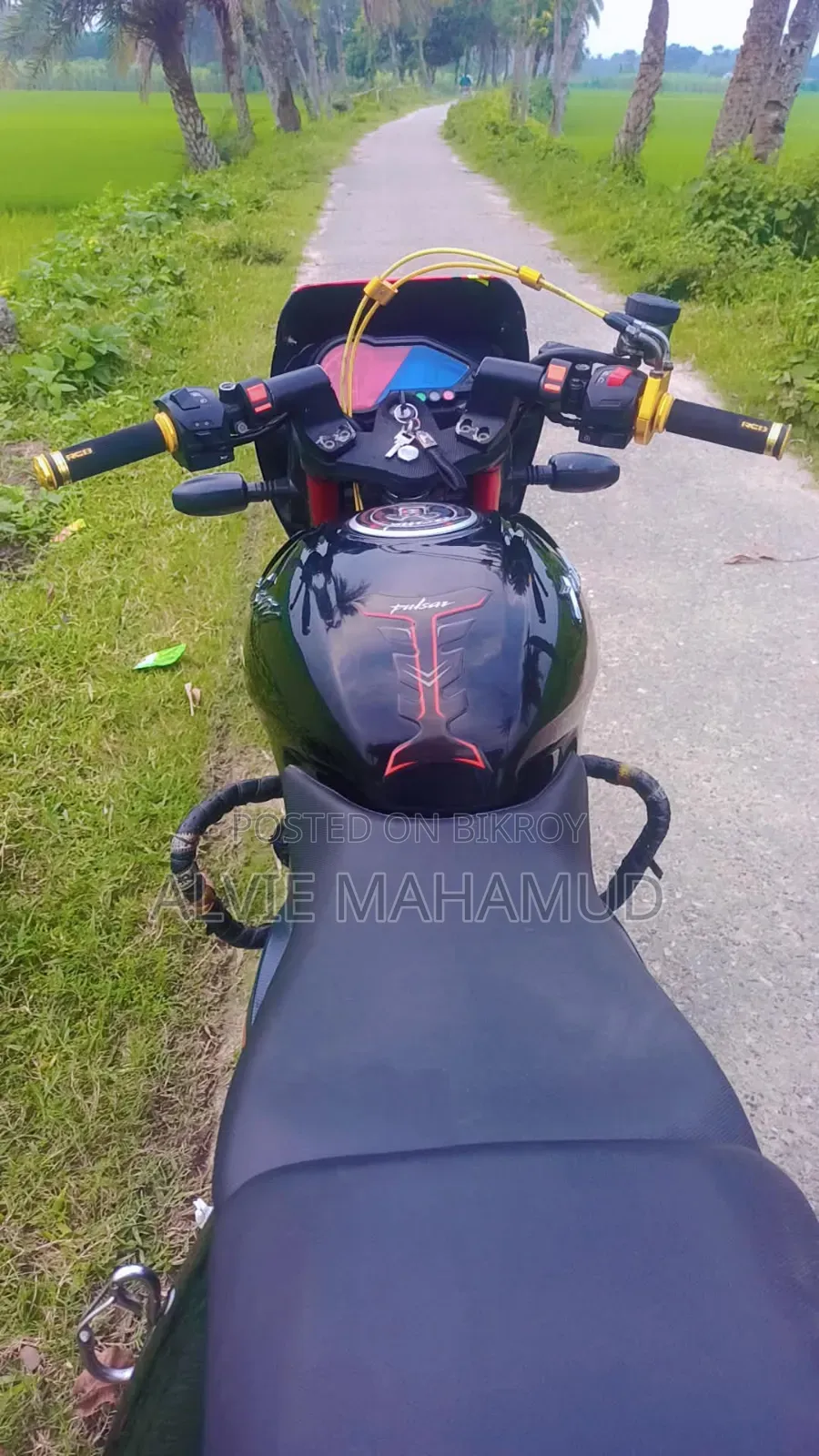 নিউ বাজাজ পালসার ১৫০ ২০১৯ ব্ল্যাক