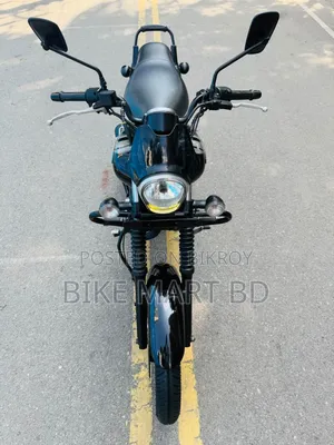 বাজাজ এভেঞ্জার ১৬০ স্ট্রিট ২০২২ কালো