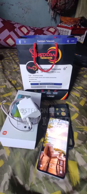 শাওমি রেডমি নোট ১৩ প্রো ২৫৬ জিবি রেড