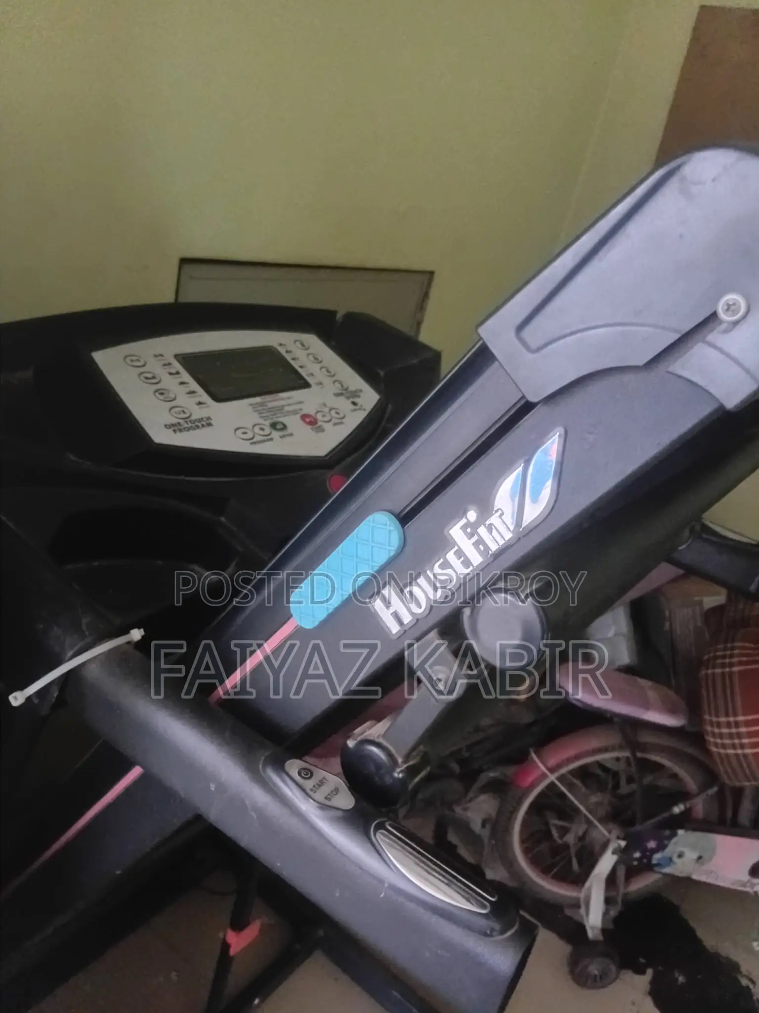 Housefit Treadmill