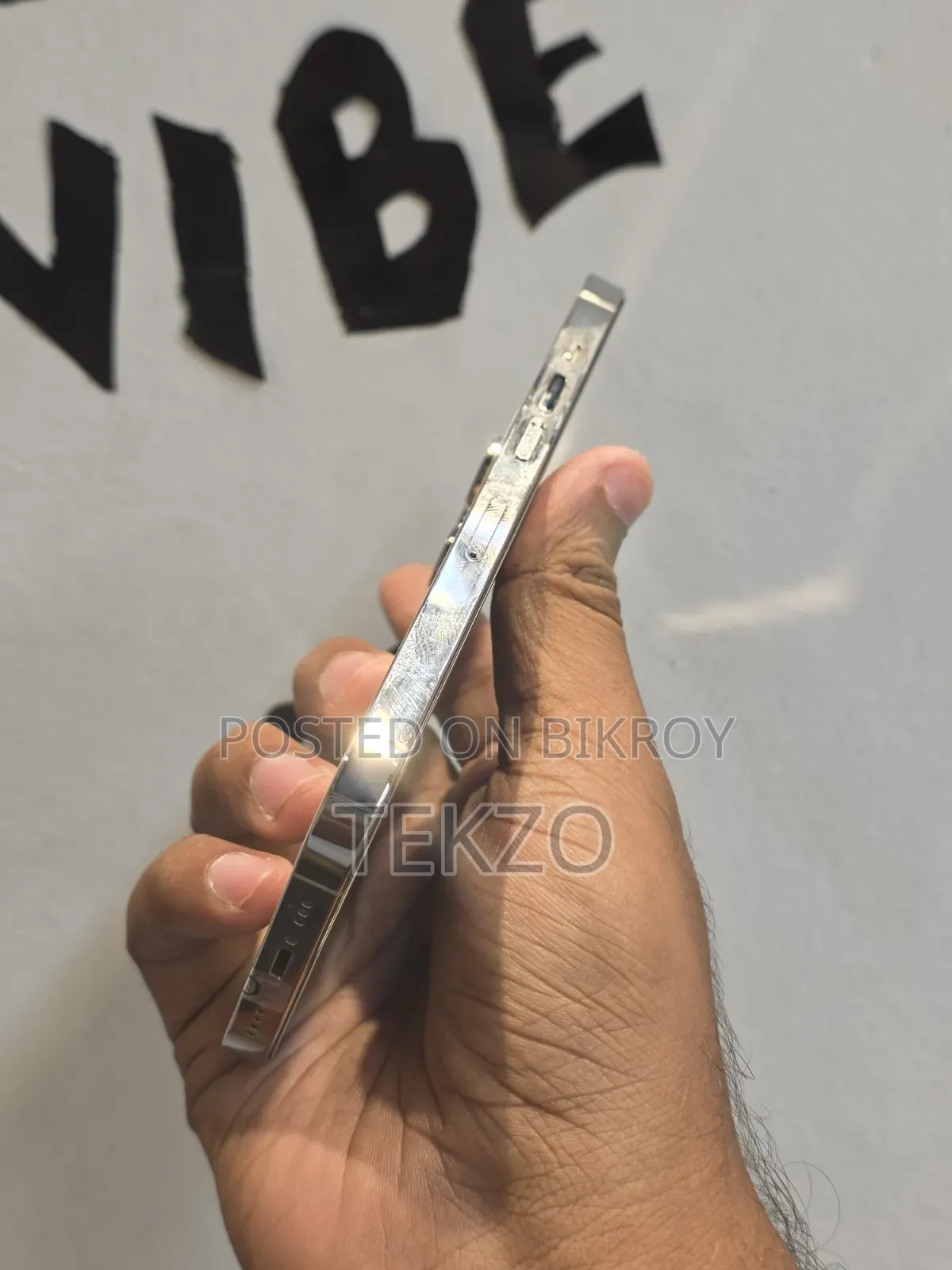অ্যাপল আইফোন ১৩ প্রো ২৫৬ জিবি গোল্ড