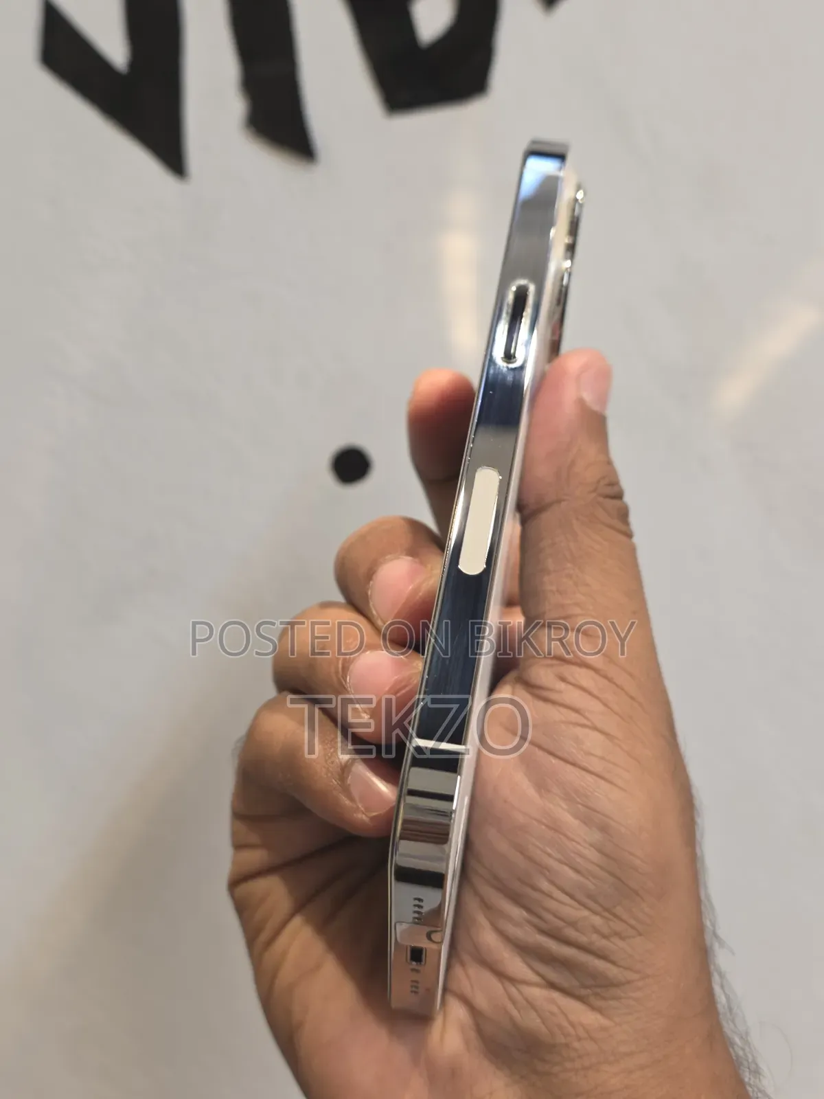 অ্যাপল আইফোন ১৩ প্রো ২৫৬ জিবি গোল্ড