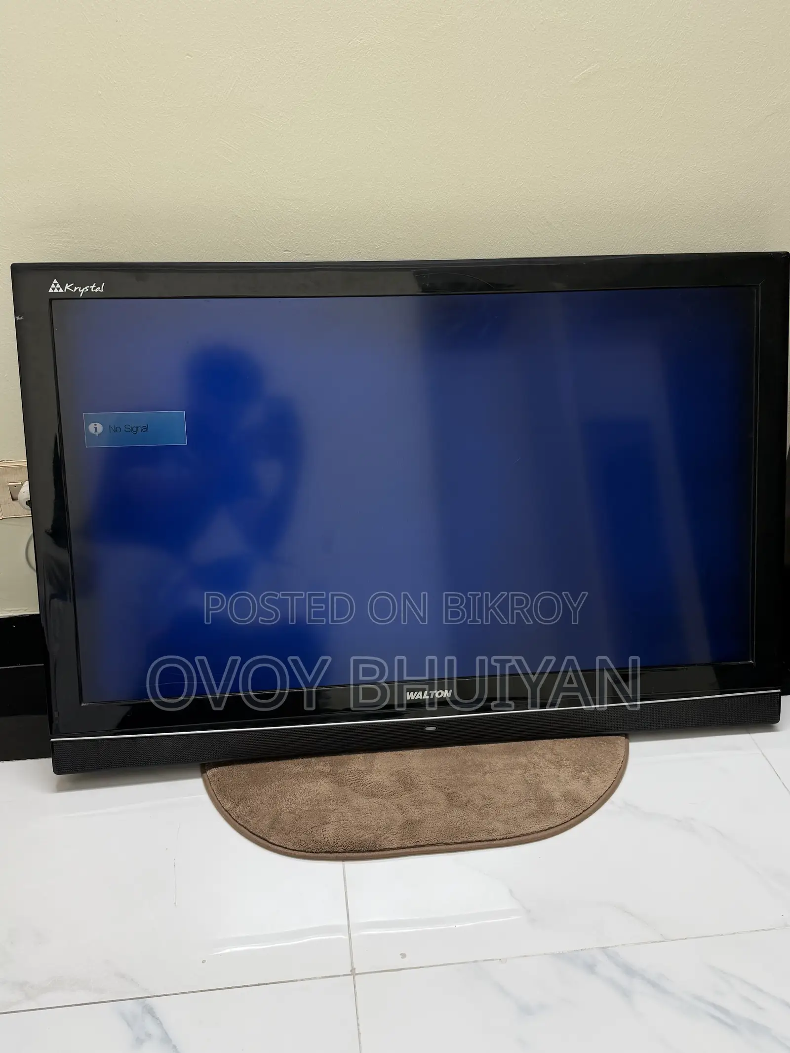 Walton 42 Inch TV