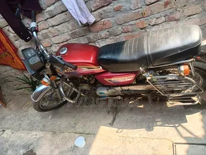 দায়াং ডিওয়াই২০০-৮ ২০১৪ রেড