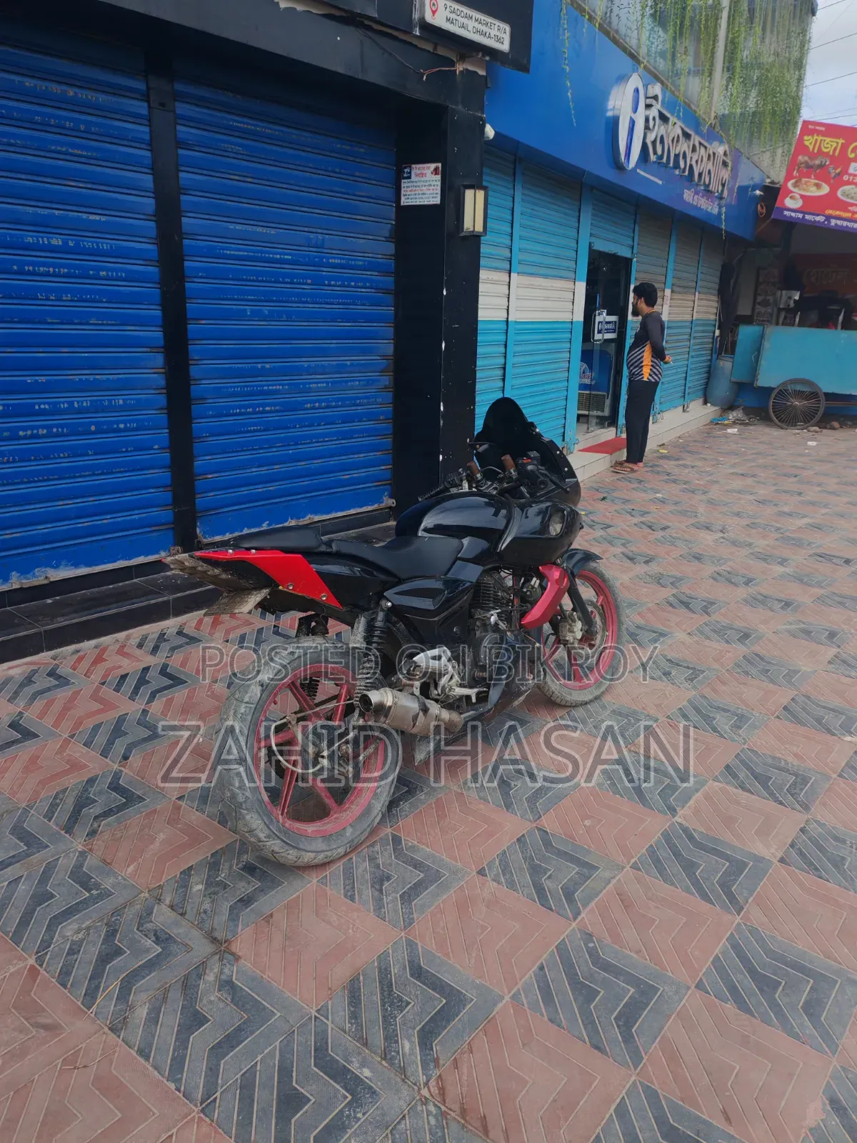 বাজাজ পালসার ১৫০ ২০১১ ব্ল্যাক