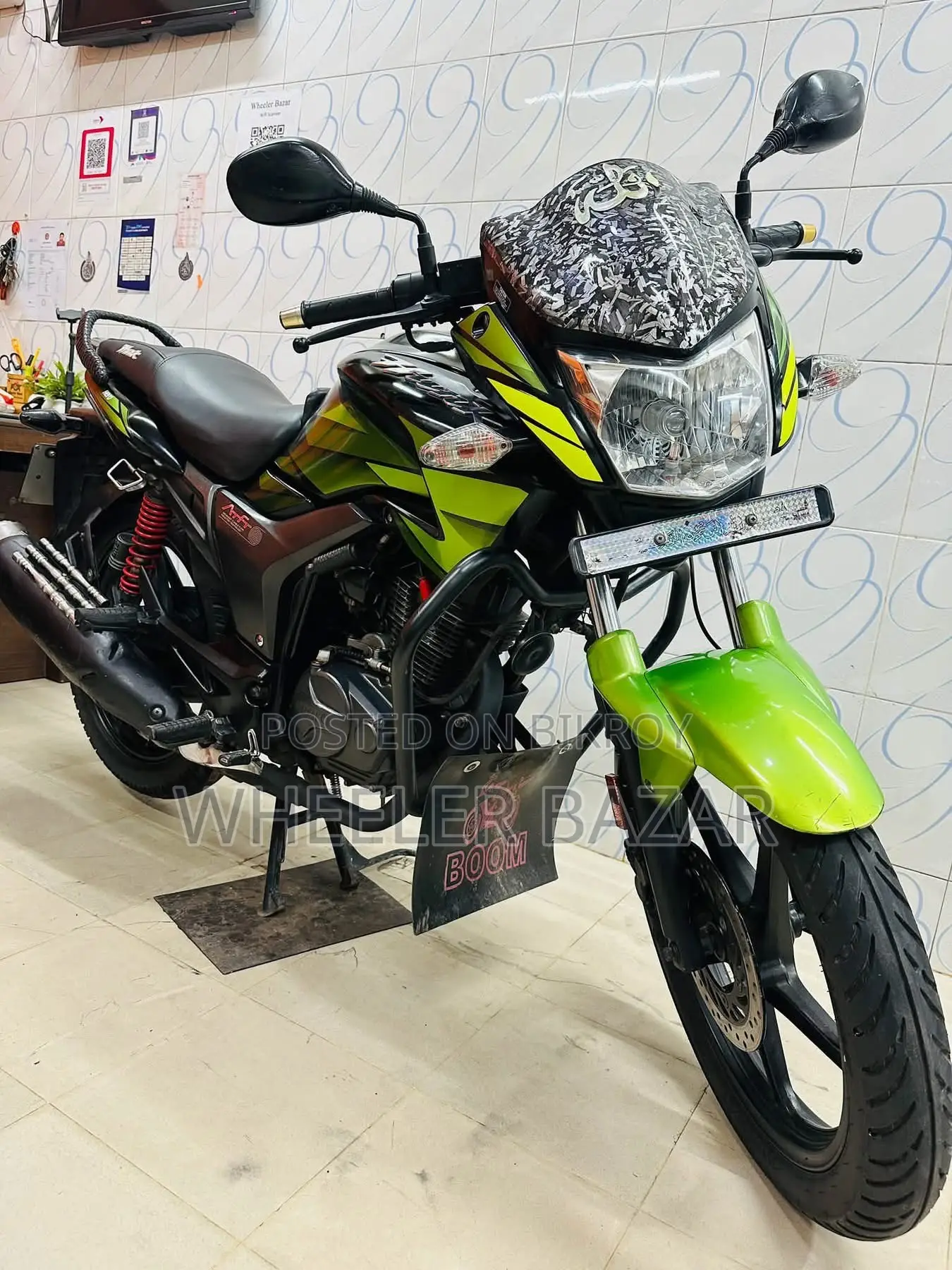 হিরো হাংক ২০১৮ কালো
