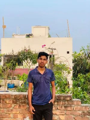 খুলনায় একটি ফুল-টাইম চাকরির সন্ধান করছি