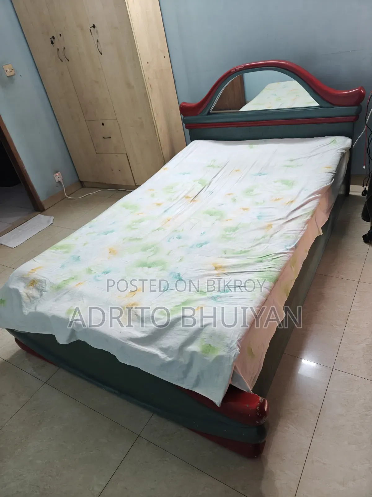 Unique Wooden Bed and Mattress for Sale – Good Condition
