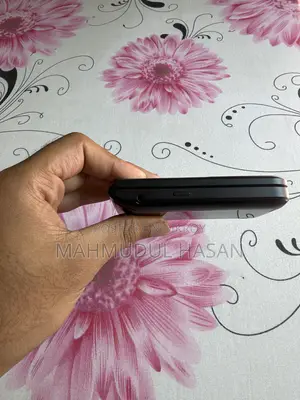 Nokia 2720 Flip 512 GB Black
