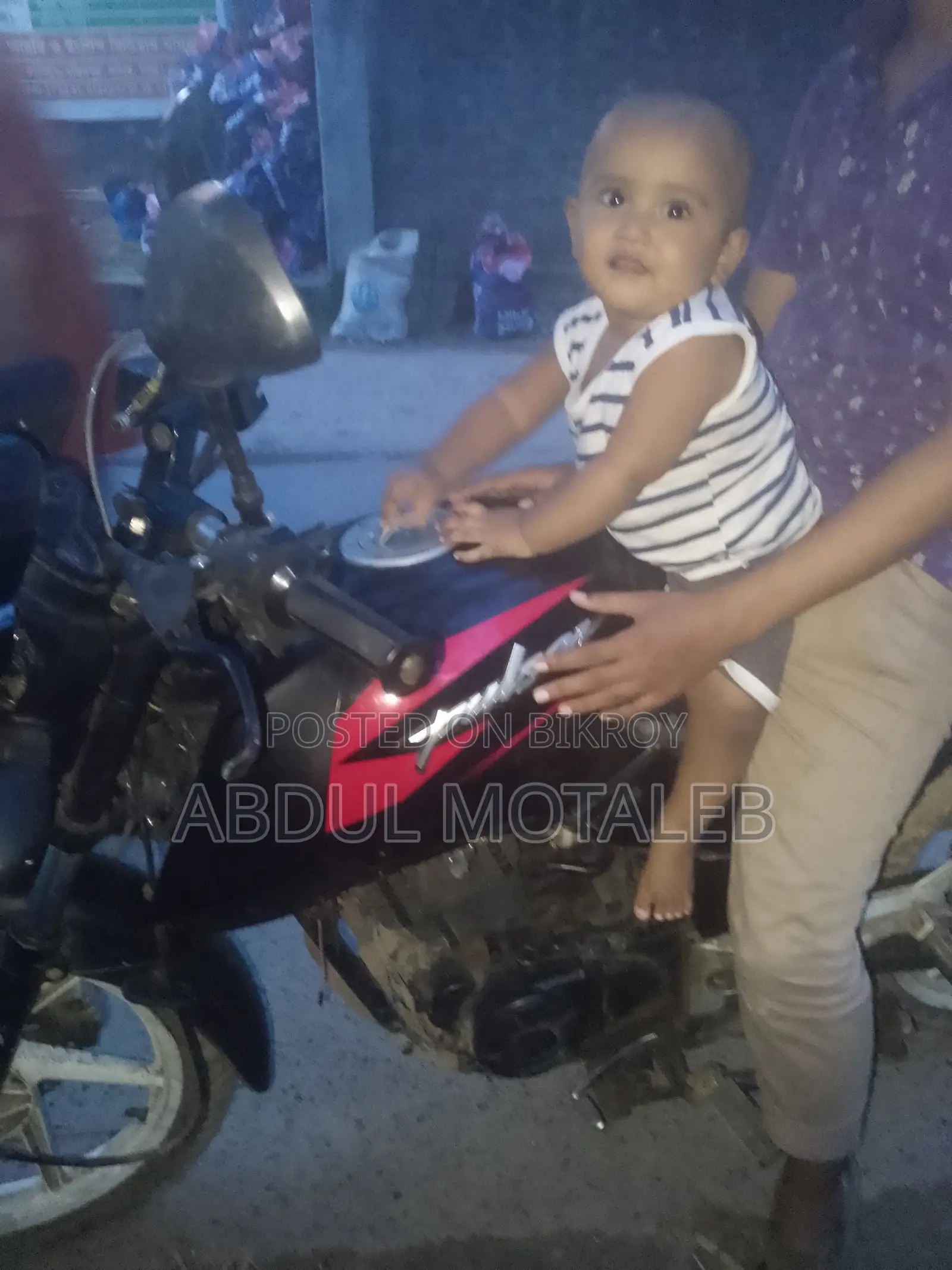 বাজাজ পালসার ১৫০ ২০১২ রেড