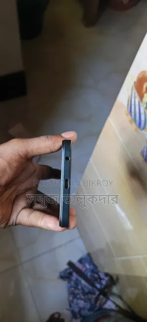 Vivo Y04 128 GB Green