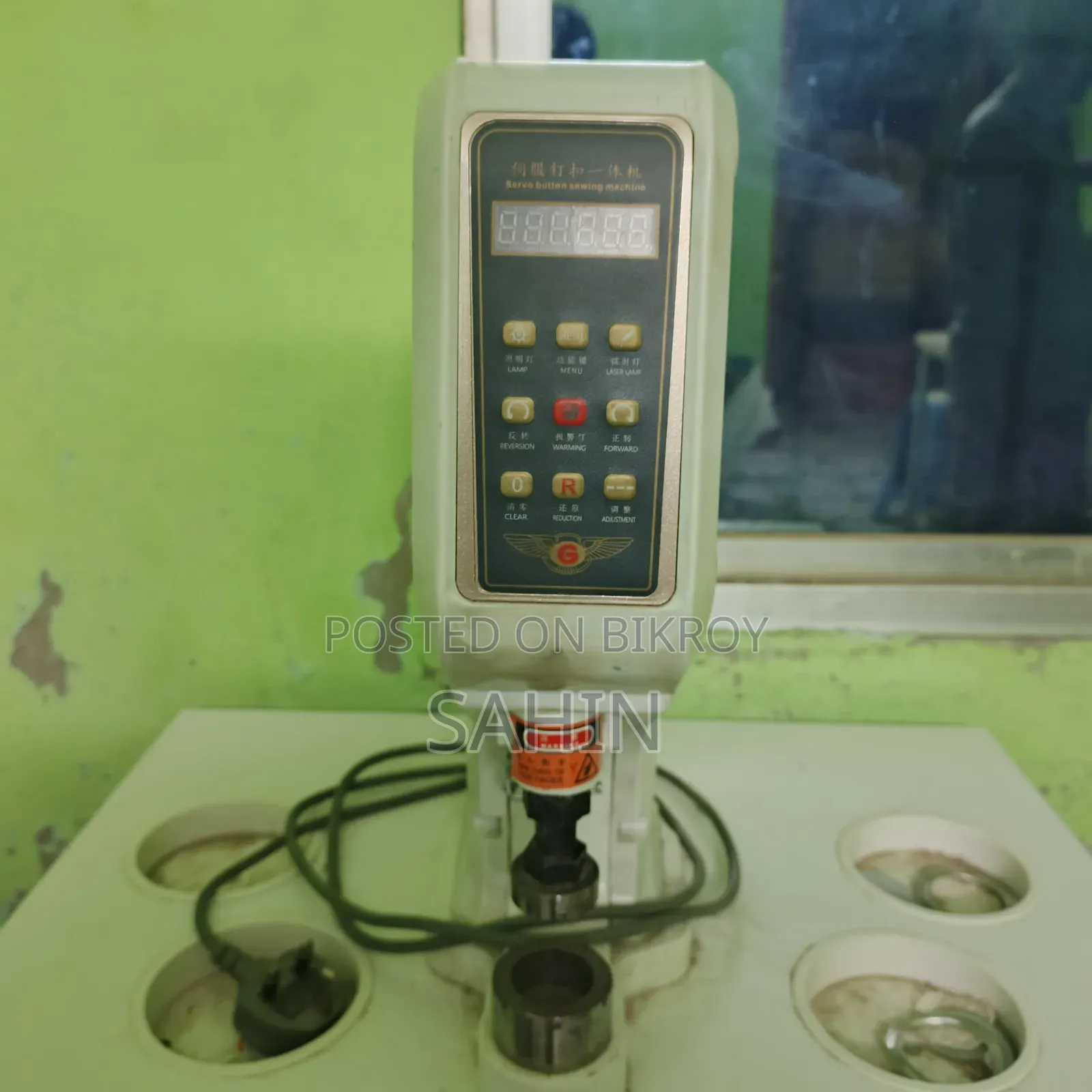 Doxer Snap Button Machine