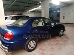 Nissan Sunny 2011 Blue