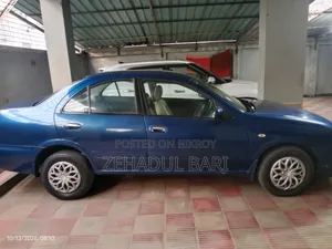 Nissan Sunny 2011 Blue