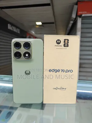 Motorola 256 GB Green