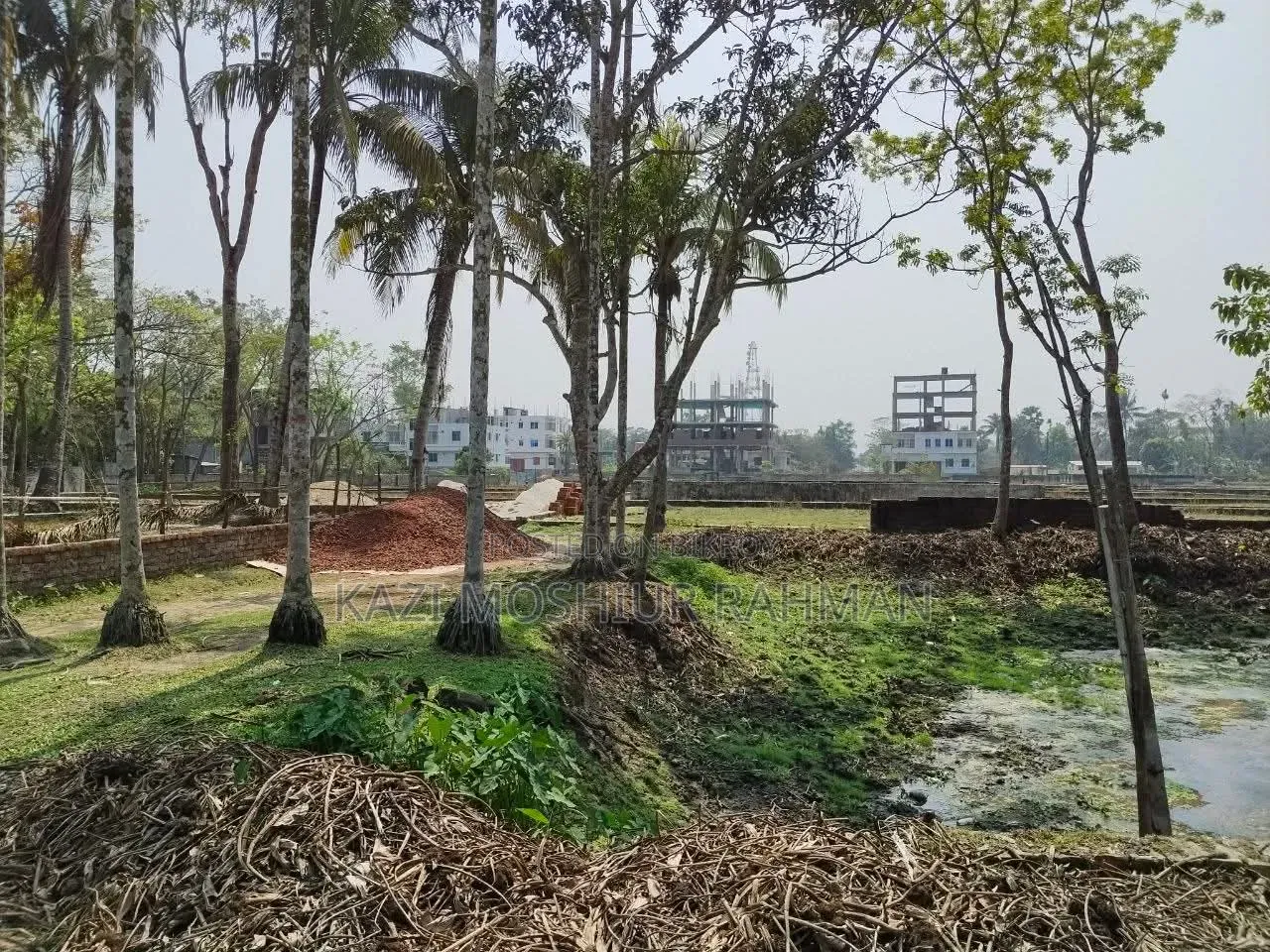 Land for sale on an urgent basis
