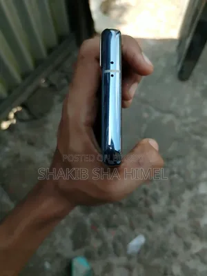 স্যামসাং গ্যালাক্সি এস২১ ৫জি ২৫৬ জিবি নীল