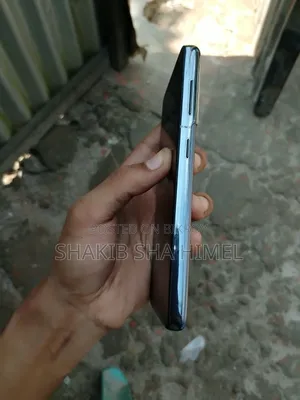 স্যামসাং গ্যালাক্সি এস২১ ৫জি ২৫৬ জিবি নীল