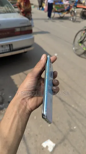 Vivo Y17 128 GB Graphite