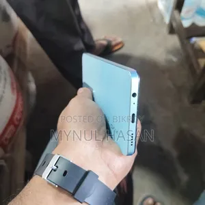 Vivo Y19s 128 GB Bronze