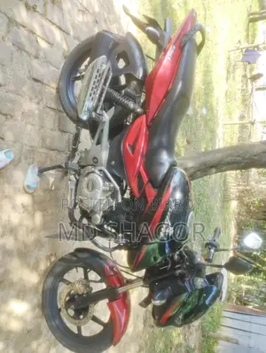 Bajaj Pulsar 150 2016 Red