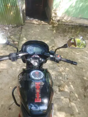Bajaj Pulsar 150 2016 Red