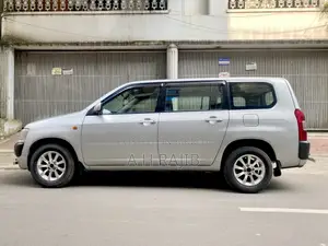 টয়োটা প্রবাক্স ২০০৫ সিলভার