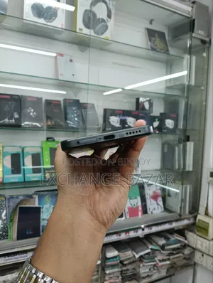 ভিভো ওয়াই২০০ ২৫৬ জিবি ব্ল্যাক