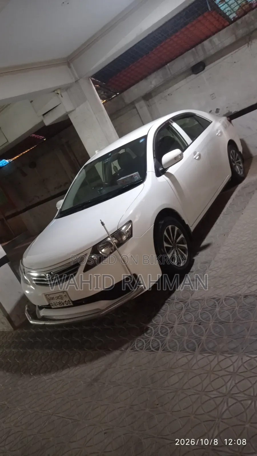 টয়োটা অ্যালিওন ২০১২ সাদা