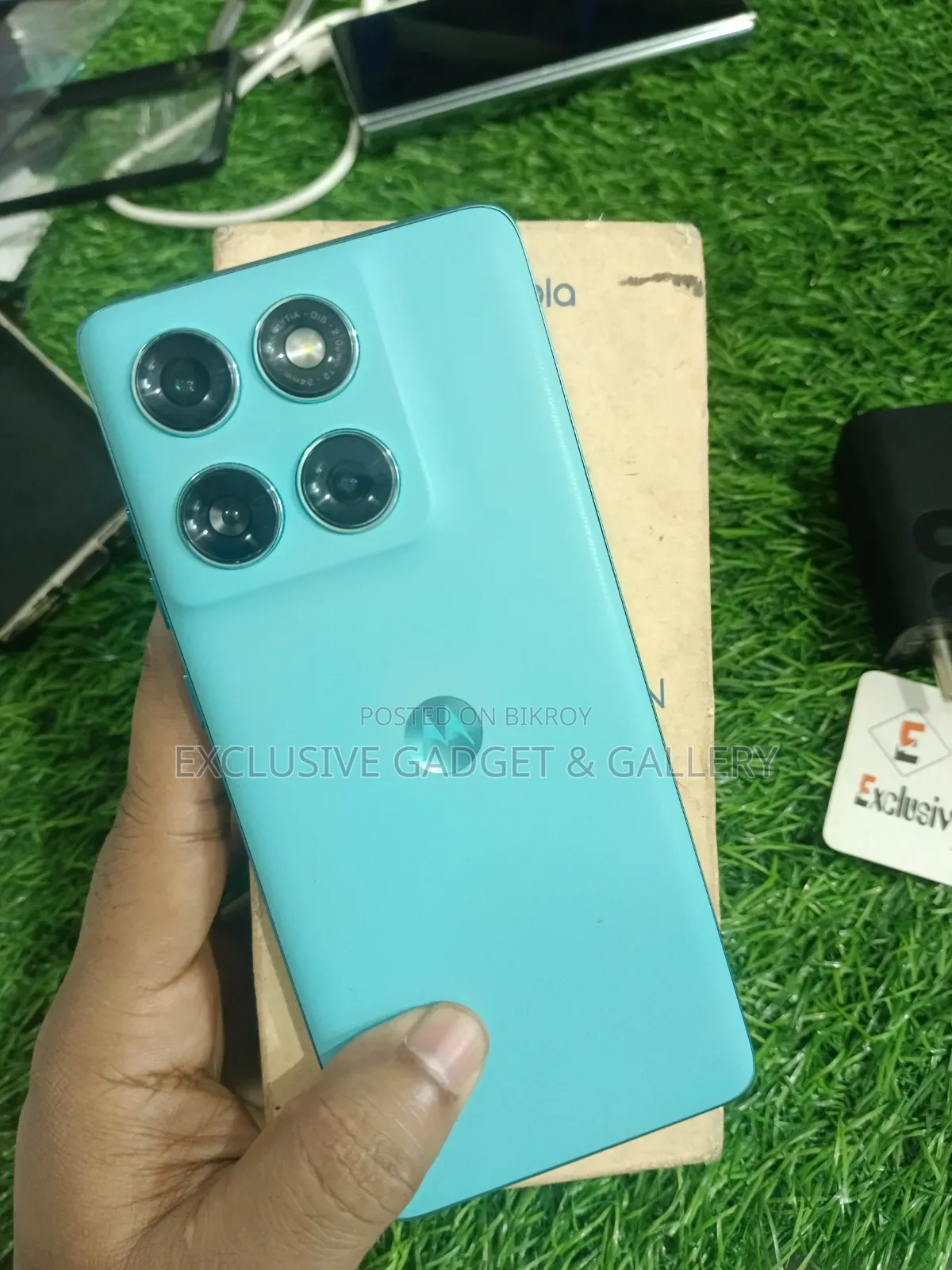 মোটর চলা এজ ৬০ ফিউশন ২৫৬ জিবি পিংক