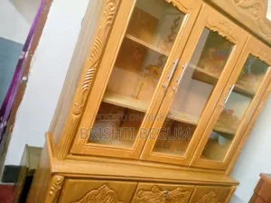 ওয়াল শোকেস