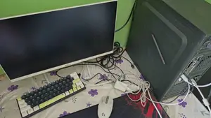 Desktop Computer 16GB RAM Intel Core i5 Processor 128GB SSD