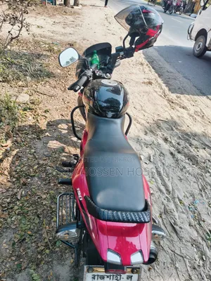 Bajaj Pulsar 150 2012 Red