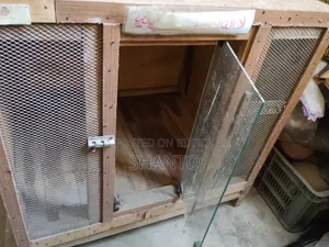 পেট হাউজ বিক্রি হবে