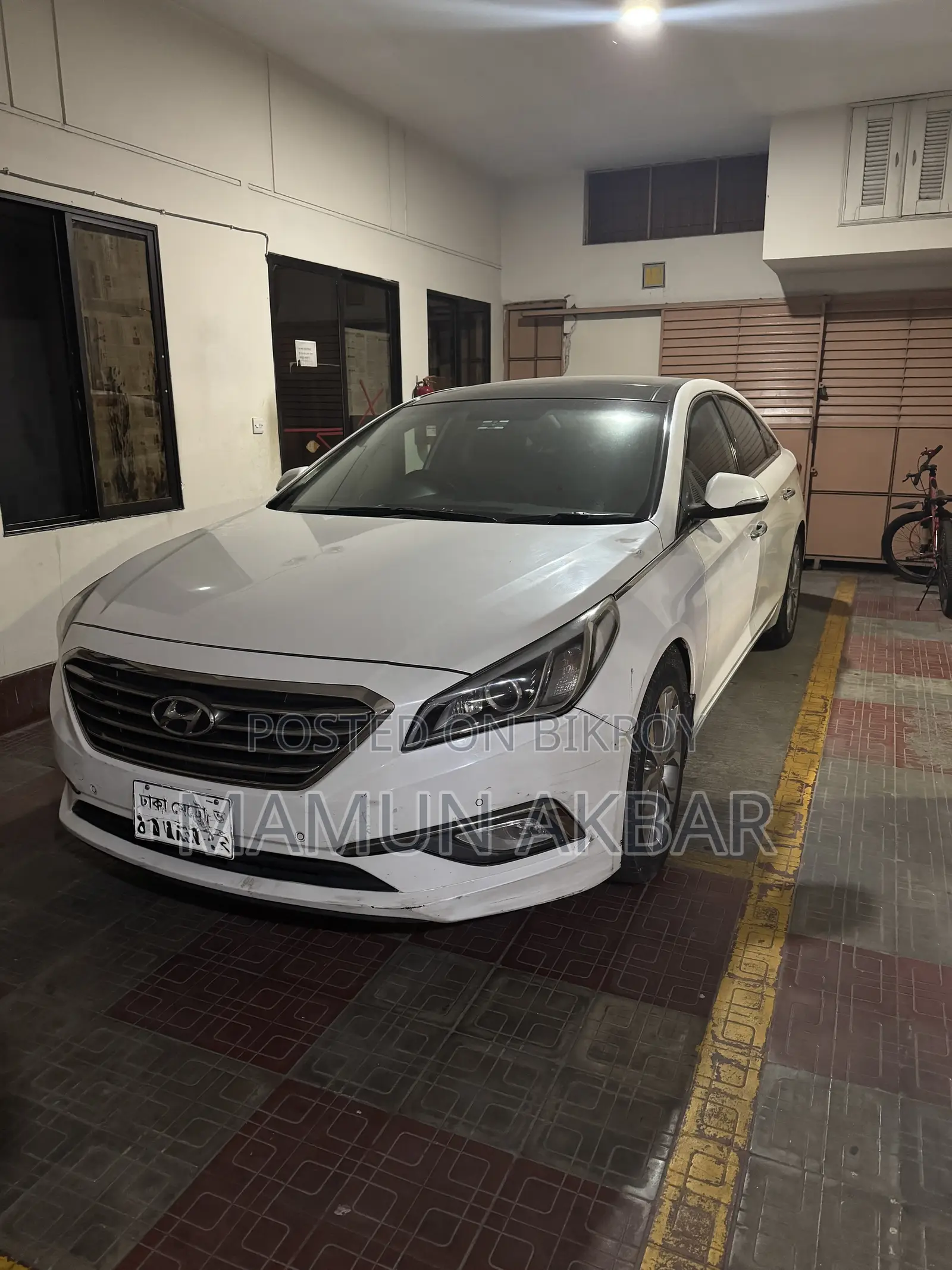 Hyundai Sonata Base Sedan FWD (2.4L 4cyl 6A) 2017 White