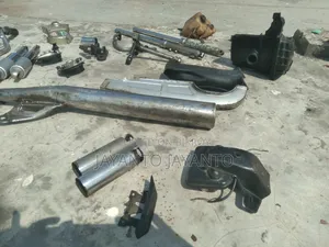 Honda 1988 Silver parts sell