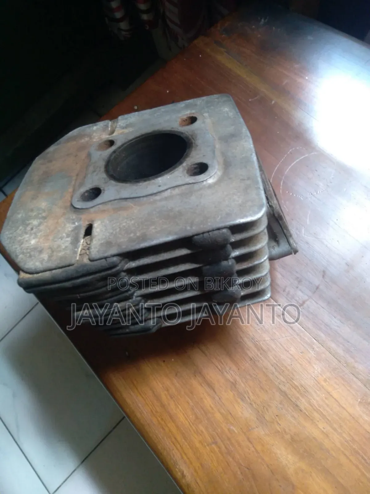 Honda 1988 Silver parts sell