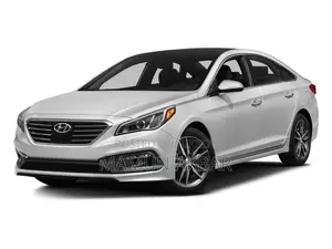 Hyundai Sonata Base Sedan FWD (2.4L 4cyl 6A) 2017 White