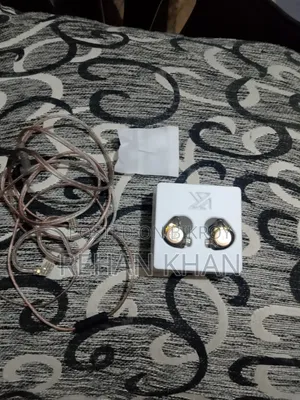 KZ EDX Pro in-Ear Monitor (Mic Variant) – 1 Month Used (Like New)