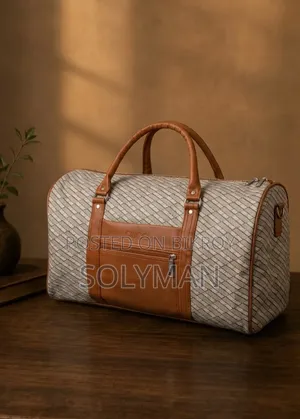 ​"প্রিমিয়াম ক্লাসিক ট্রাভেল ডাফেল ব্যাগ (Gucci)"