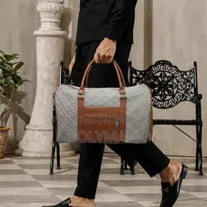 ​"প্রিমিয়াম ক্লাসিক ট্রাভেল ডাফেল ব্যাগ (Gucci)"