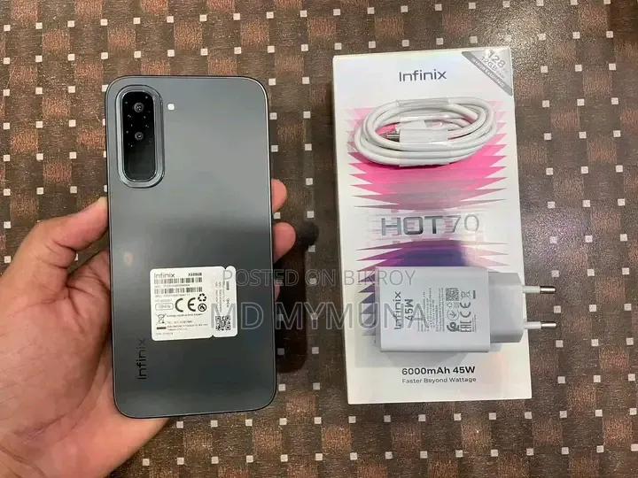 নতুন ইনফিনিক্স হট ৭০ ১২৮ জিবি ব্ল্যাক