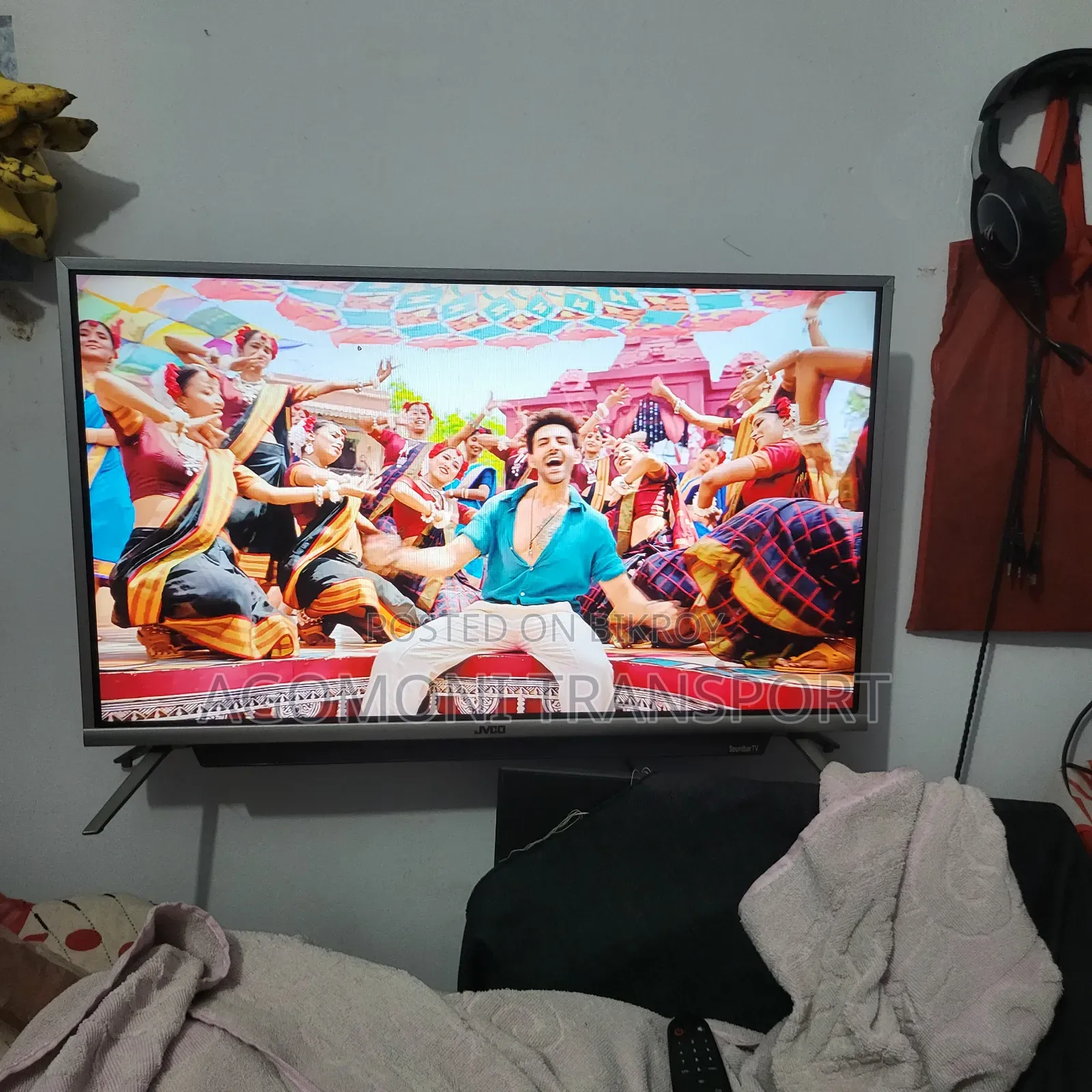 একটি Jvco 32"Android Smart TV  বিক্রয় করা হইবে