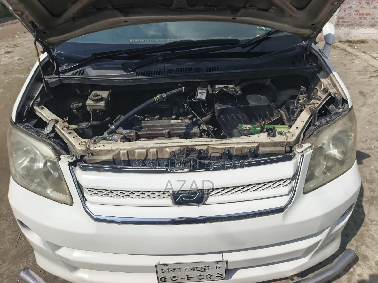 Toyota Noah 2007 White