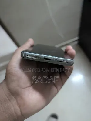 নতুন ওয়ানপ্লাস ৮ ১২৮ জিবি গোলাপি