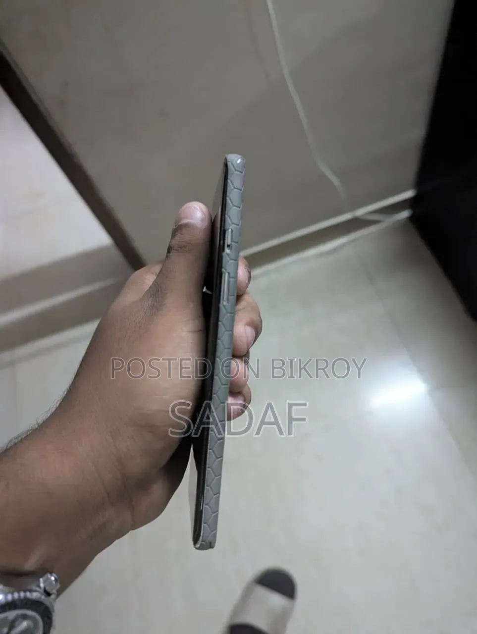 নতুন ওয়ানপ্লাস ৮ ১২৮ জিবি গোলাপি