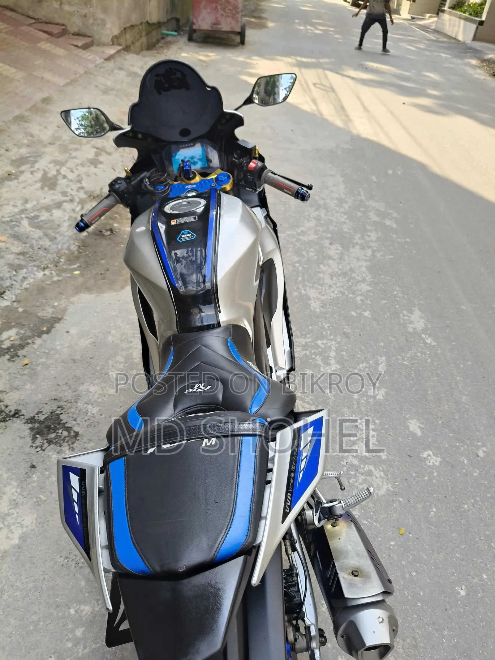 ইয়ামাহা আর১৫এম ২০২২ গ্রে
