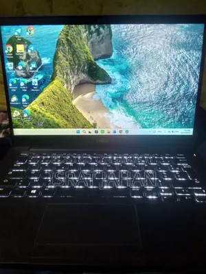 Laptop Dell Latitude 7390 8GB Intel Core i5 SSD 256GB